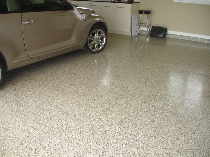 9 советов по покраске пола в гараже